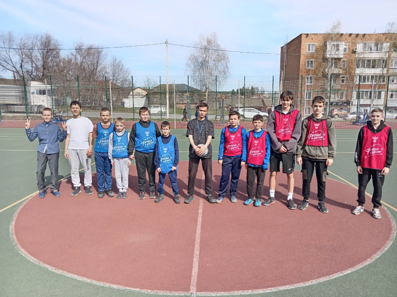 Соревнования по настольному теннису среди девушек и по мини-футболу среди юношей,.