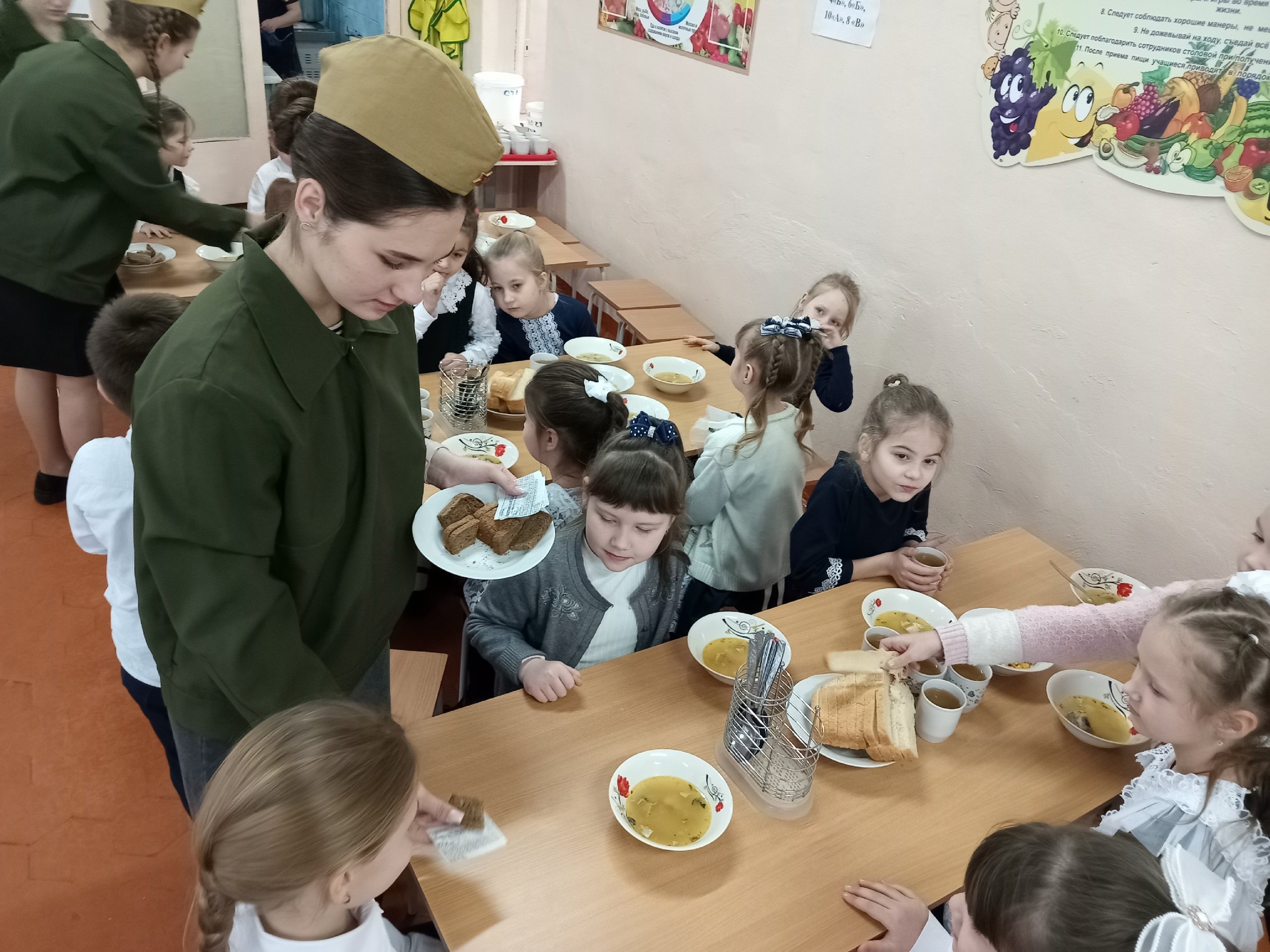 Сегодня в нашей школе прошла Акция &amp;quot;Блокадный хлеб&amp;quot; ..