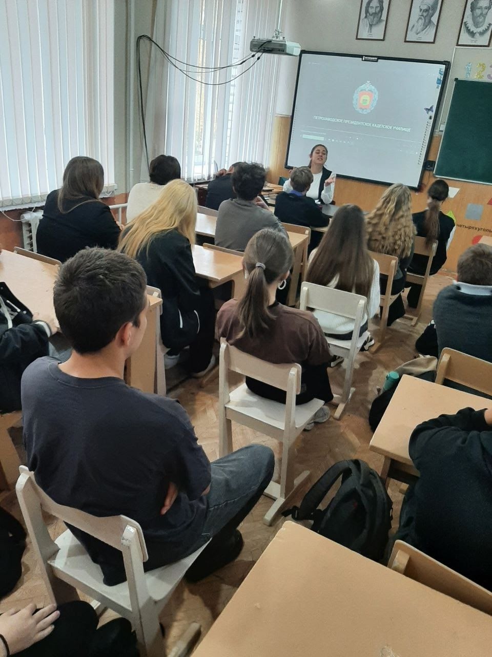 ОТПРАВЛЯЕМСЯ В МИР КИНО С ПЕРВЫМИ.