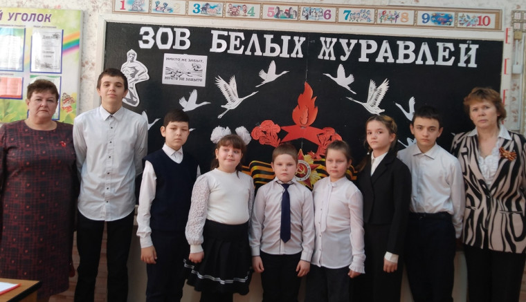 Конкурс чтецов «Зов белых журавлей ».